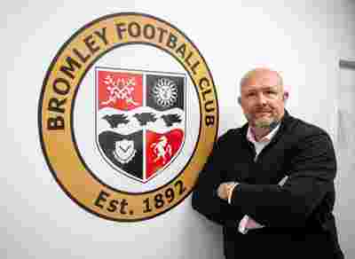 国际米兰战胜乌迪内斯，稳居榜首