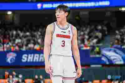 外线很准啊！胡明轩次节三分连珠炮 半场7中4&三分4中3轰下11分